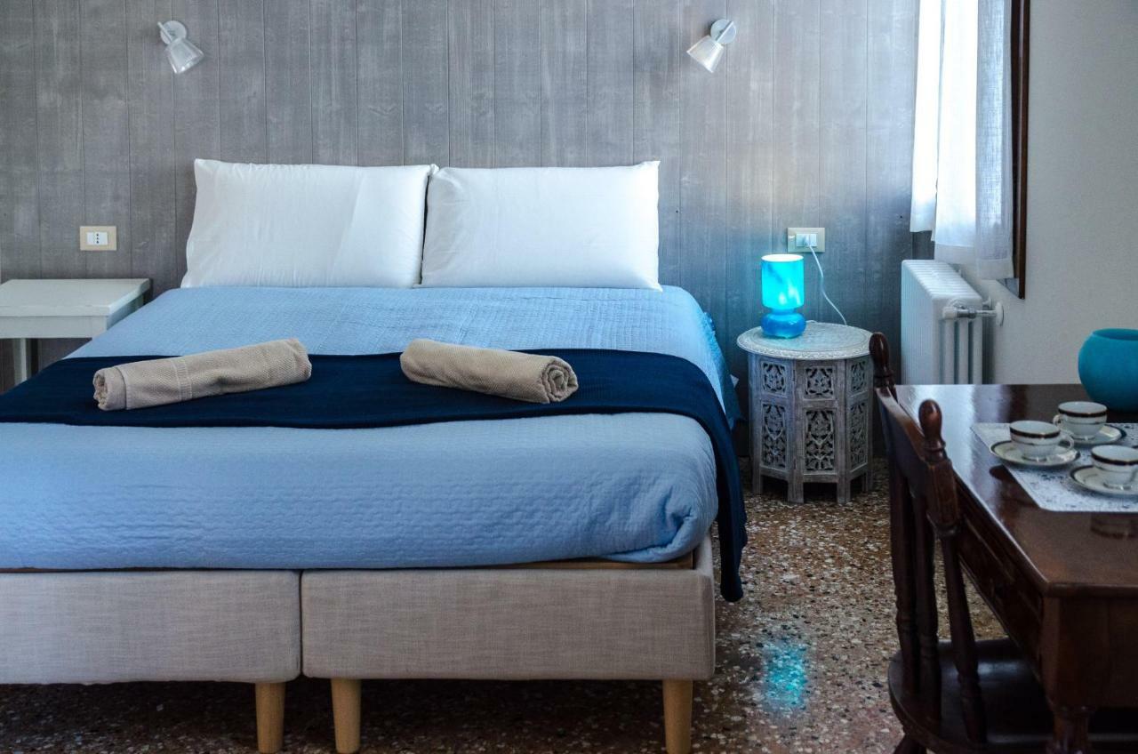 Appartamento Azzurro Two Bathrooms Venise Extérieur photo