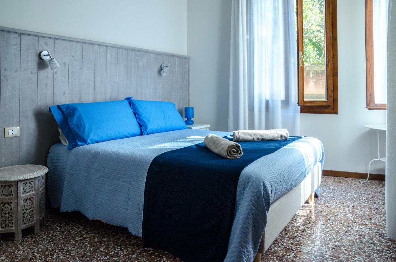 Appartamento Azzurro Two Bathrooms Venise Extérieur photo